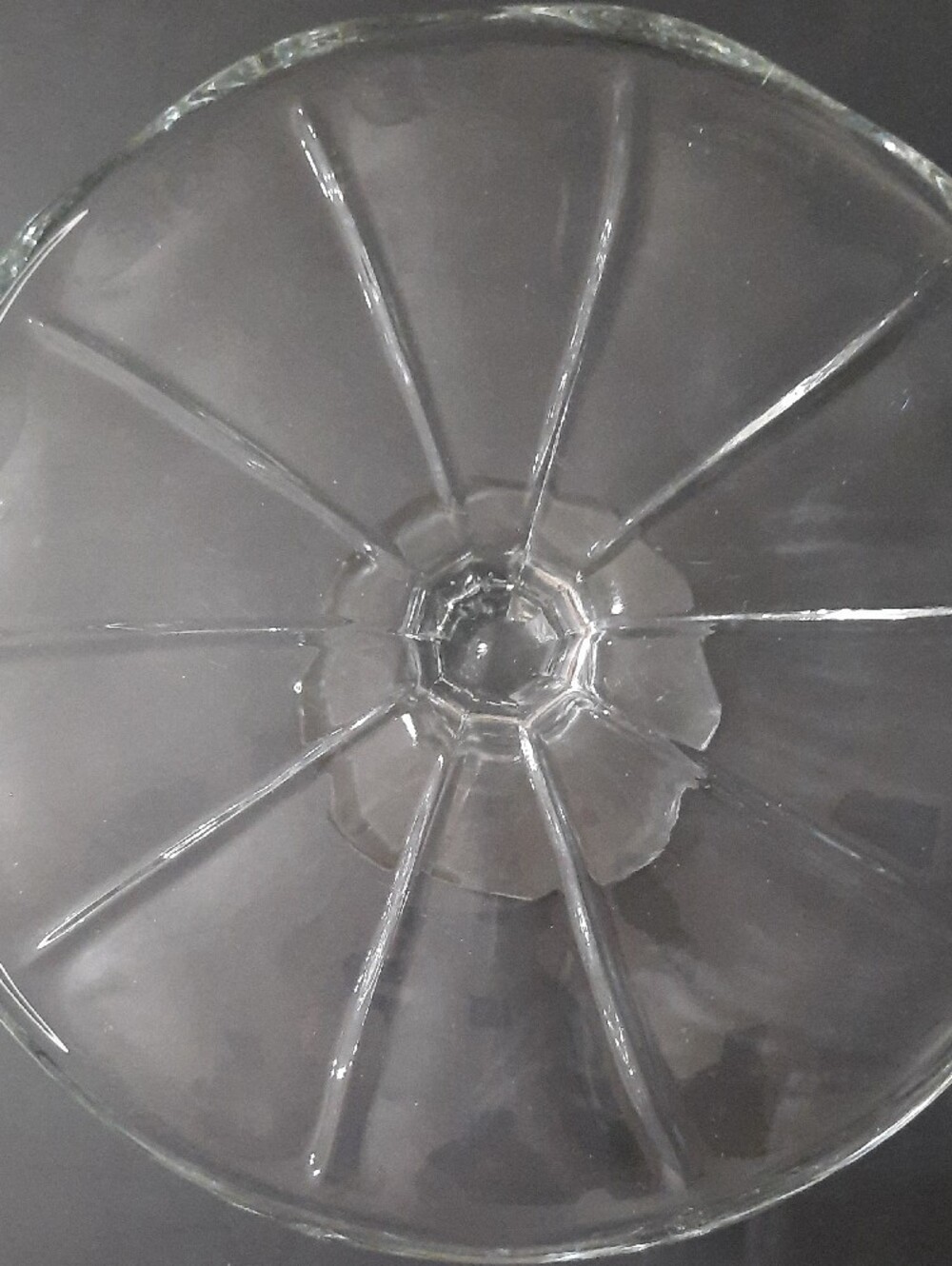 Vintage Clear Pressed Glass Pedestal Cake Stand With Scalloped Edge - Picture 5 of 5